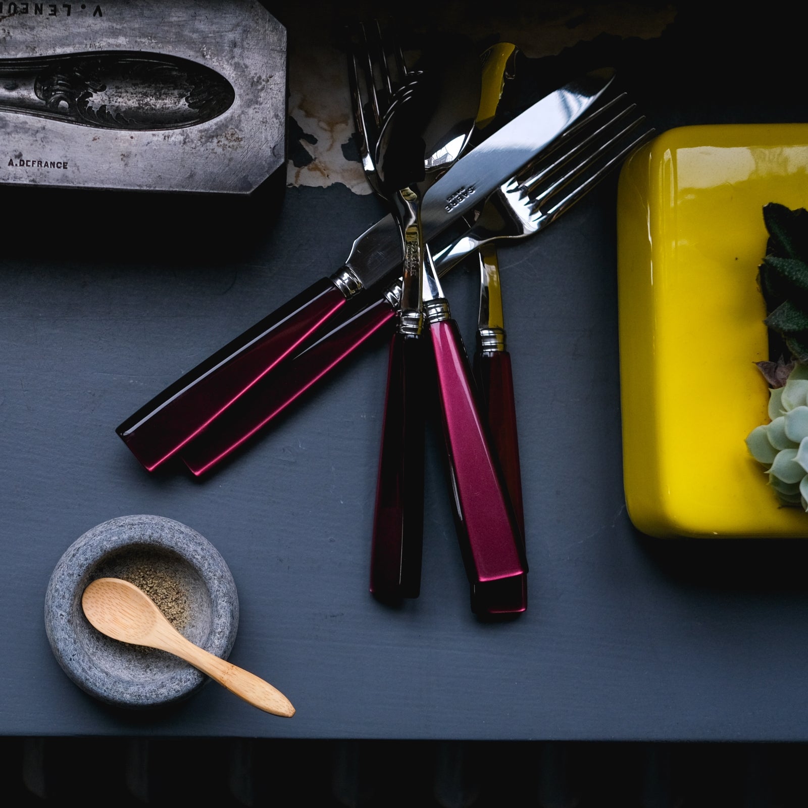 Icône, Aubergine - Couteau de table