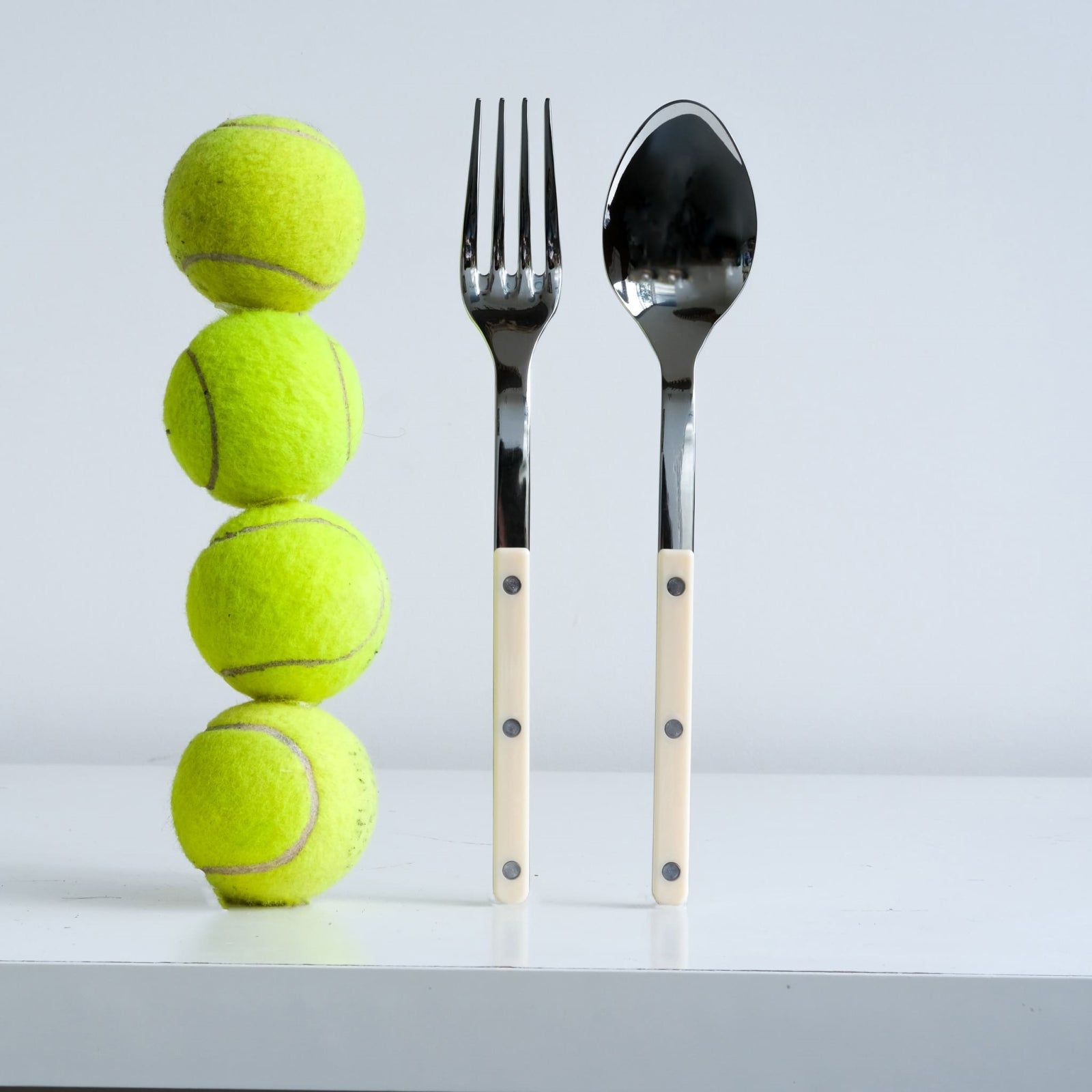 Bistrot Effen, Ivoor - set Les Essentiels Bistrot - geheel van 4 serveersets