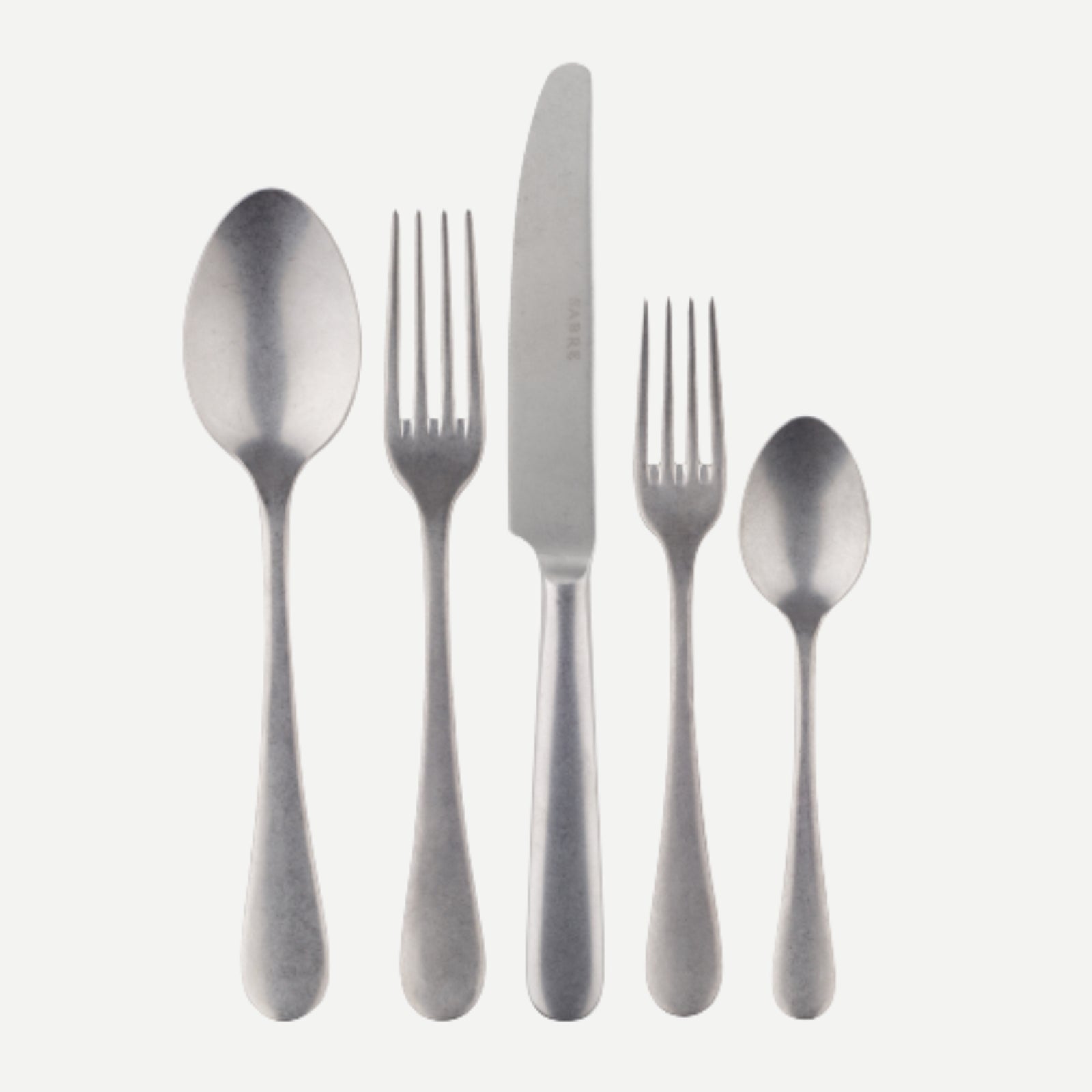 Marius, Inox