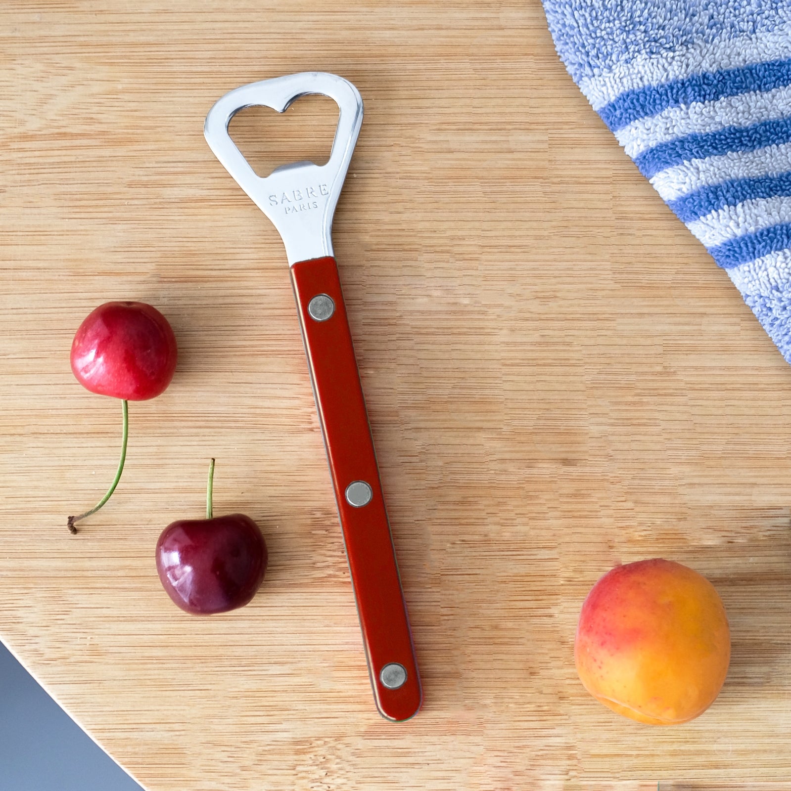 Bistrot Solid, Burgundy - Bottle opener