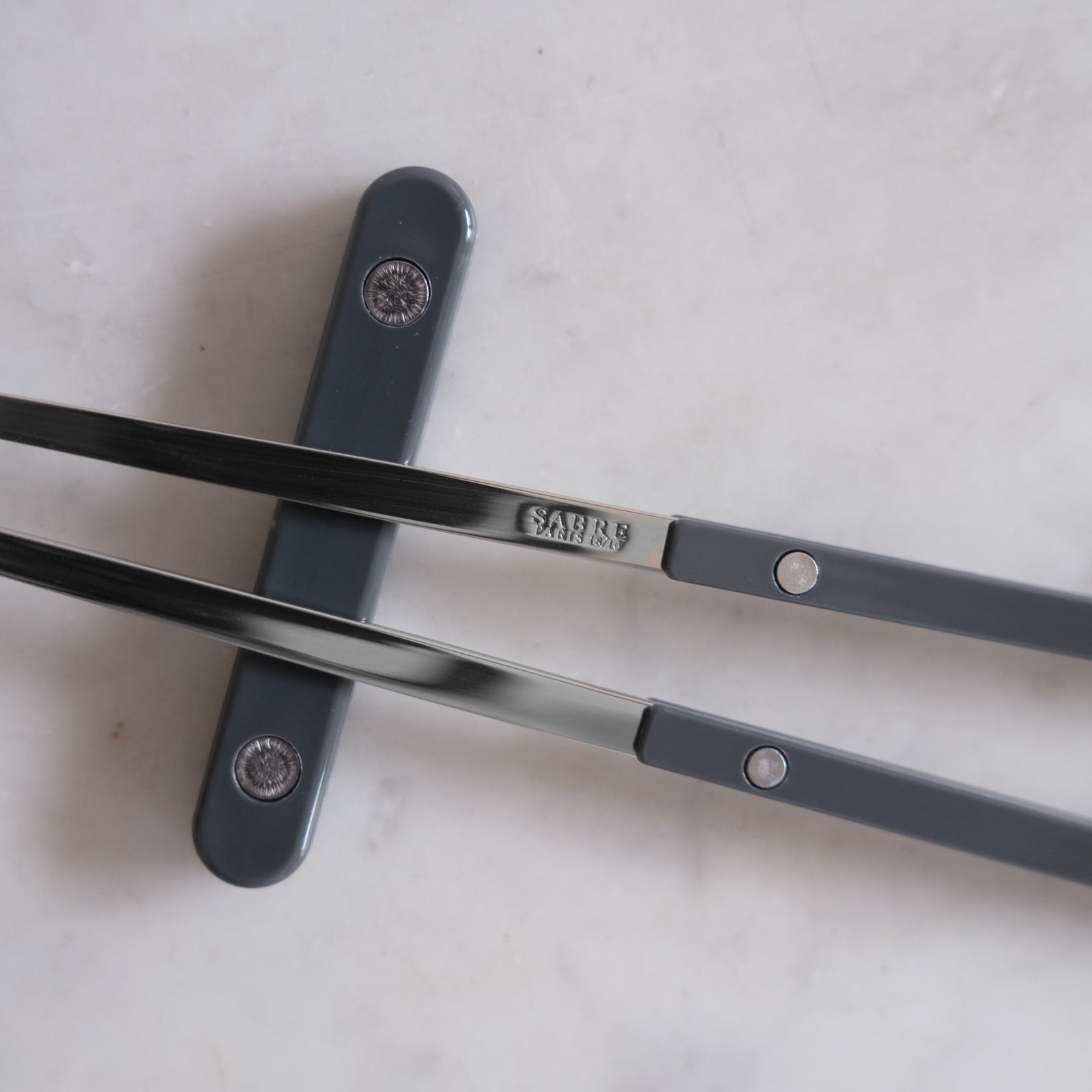 Bistrot Uni, Anthracite